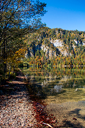 Am Südufer des Sees