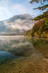 Blick über den See Richtung Rinnerkogel